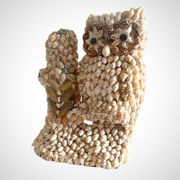 Vintage Handcrafted Encrusted Seashell Owl from the 1970s - Folk Art - OOAK - Picture 3 of 4